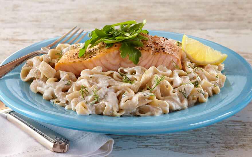 Creamy Salmon and Smart Noodle Pasta
